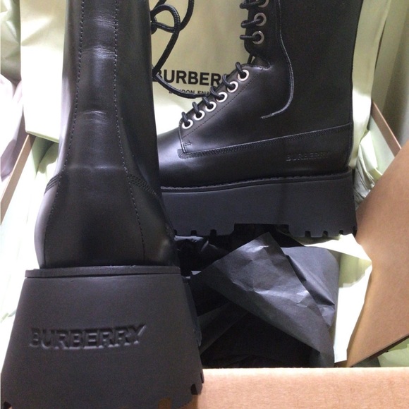 Burberry Platform Combat Boots, 41 Women, Full Set Inclusions - Picture 6 of 12